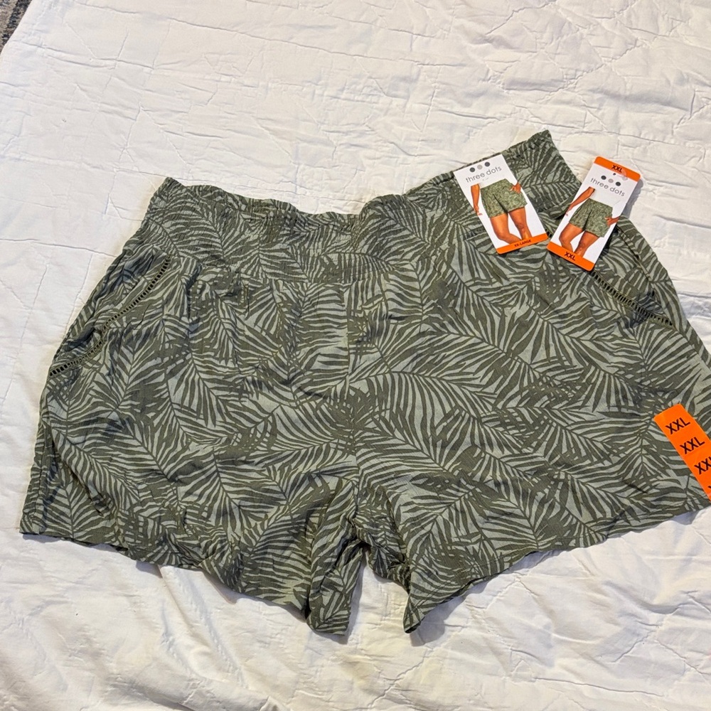 Three Dots‎ Olive Leaf Pattern Women's Athletic Shorts